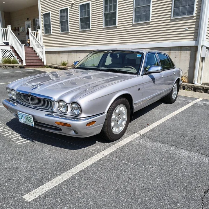 2002 Jaguar X308 XJ - Image 3 of 24