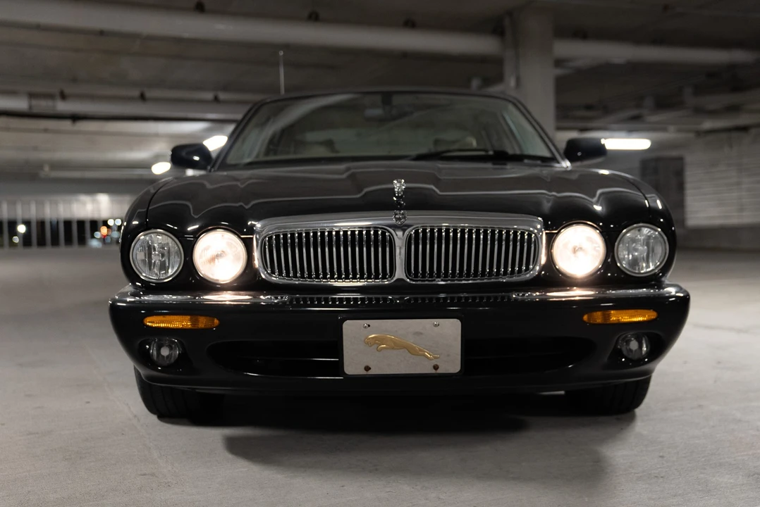 2002 Jaguar X308 XJ - Image 9 of 31