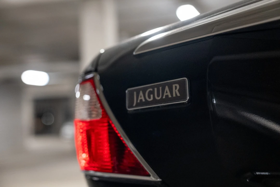 2002 Jaguar X308 XJ - Image 31 of 31