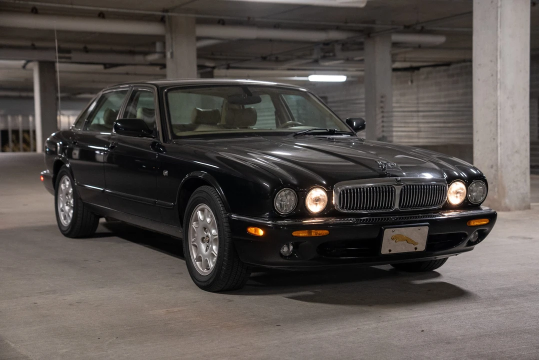 2002 Jaguar X308 XJ - Image 7 of 31