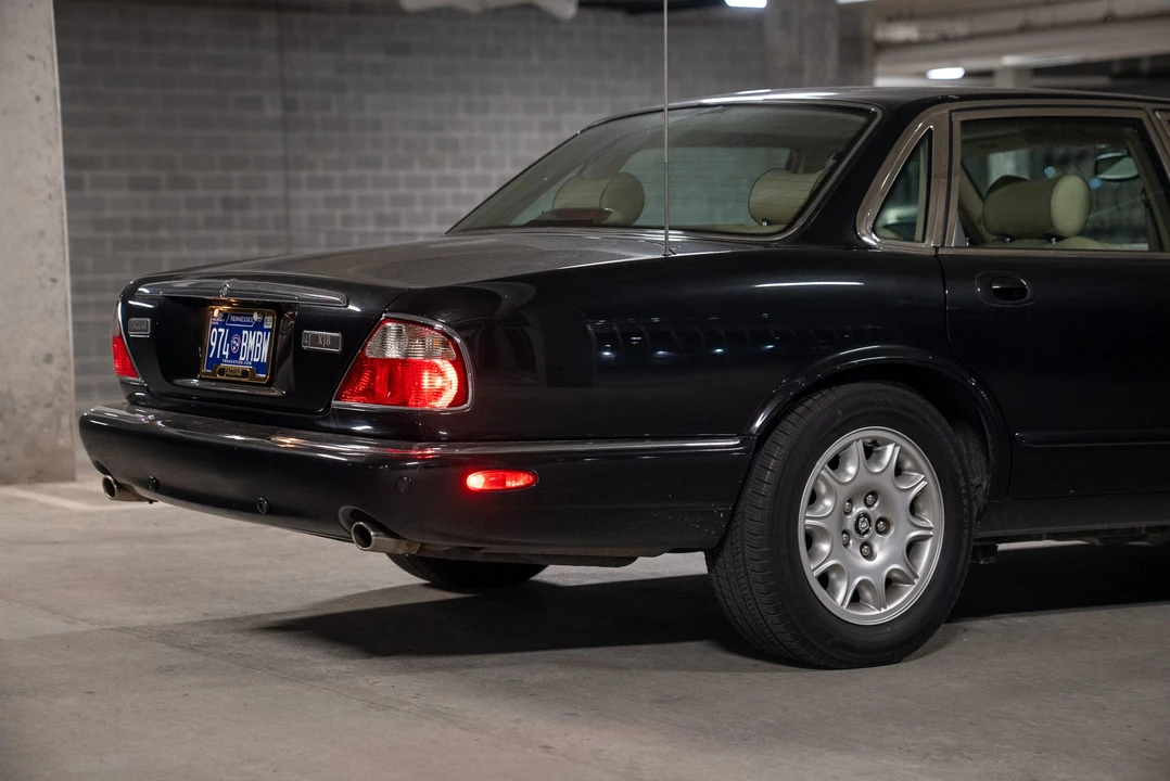 2002 Jaguar X308 XJ - Image 17 of 31