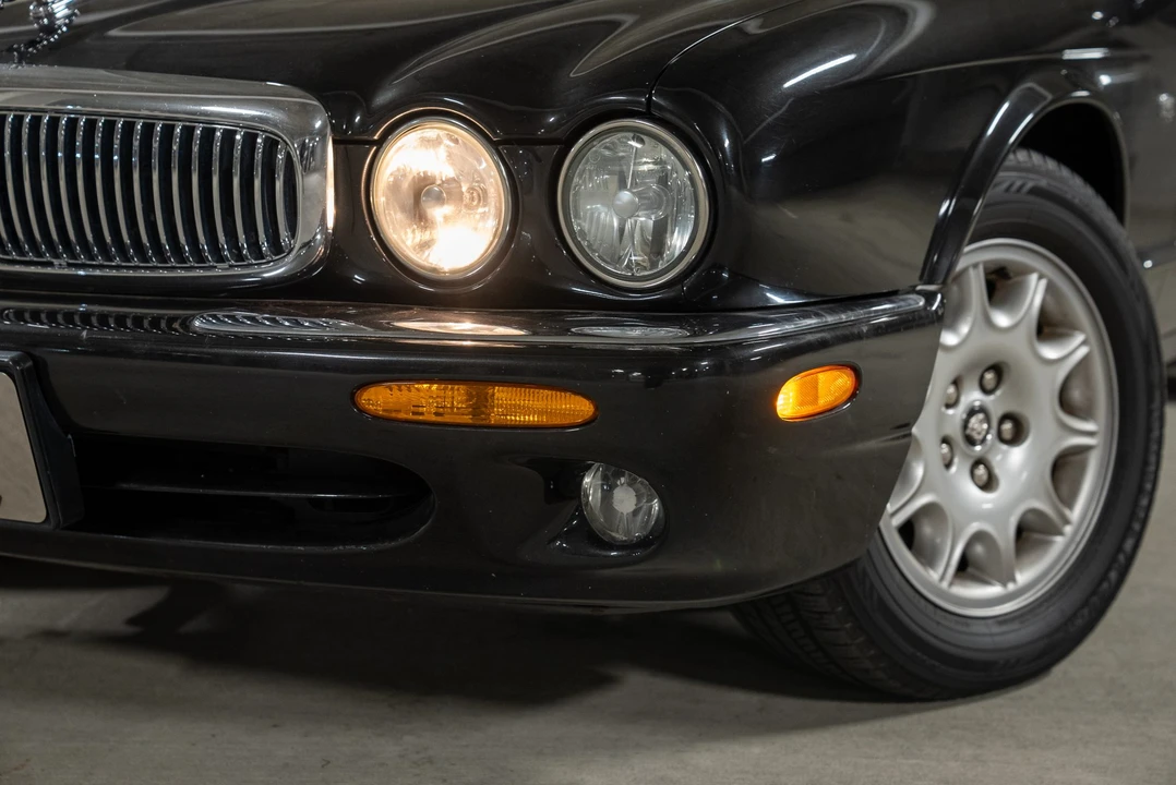 2002 Jaguar X308 XJ - Image 23 of 31