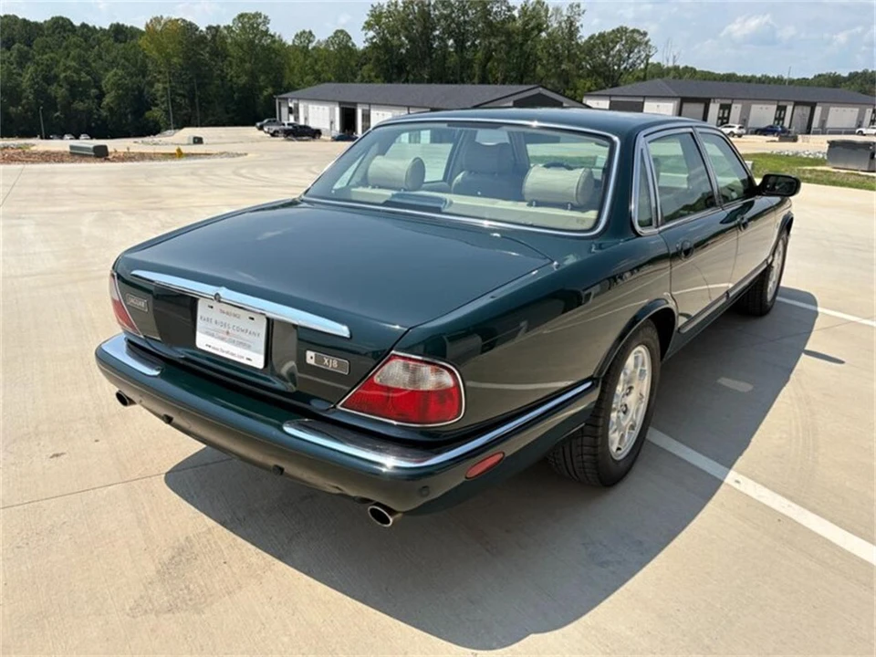 2002 Jaguar X308 XJ - Image 5 of 31