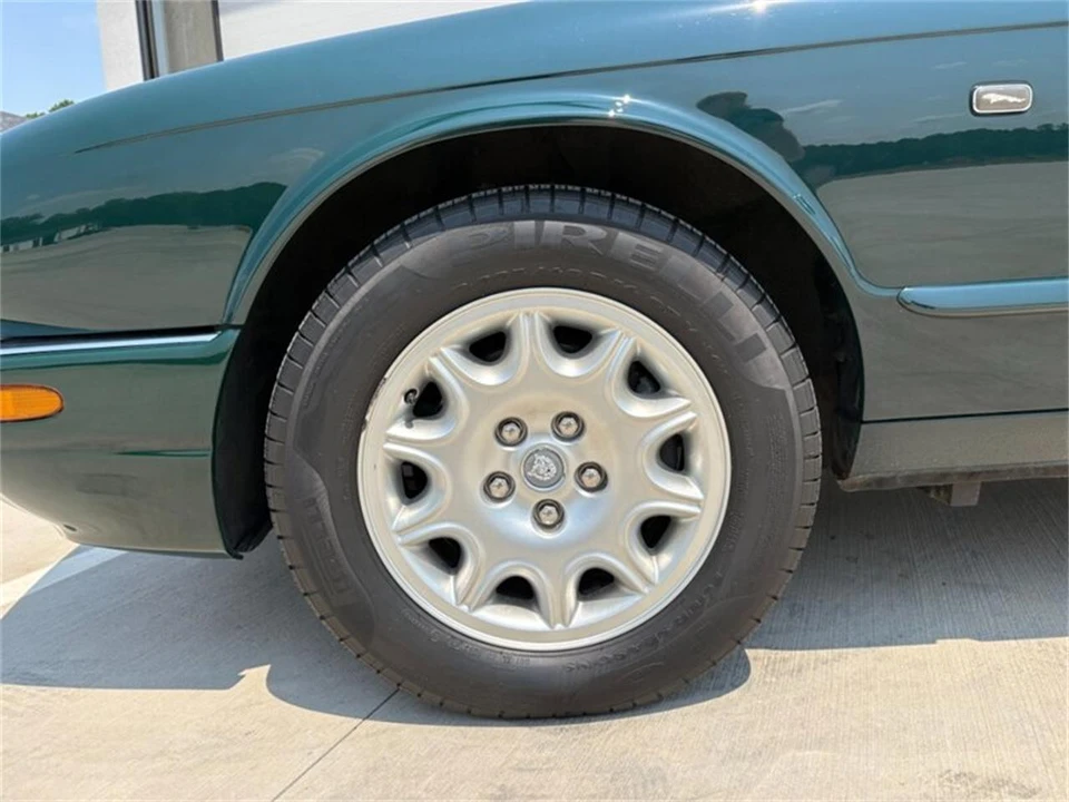 2002 Jaguar X308 XJ - Image 23 of 31