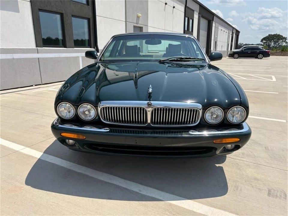 2002 Jaguar X308 XJ - Image 24 of 31