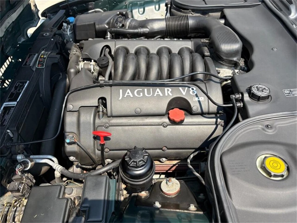 2002 Jaguar X308 XJ - Image 7 of 31