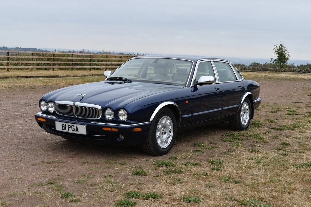 2002 Jaguar X308 XJ - Image 17 of 31