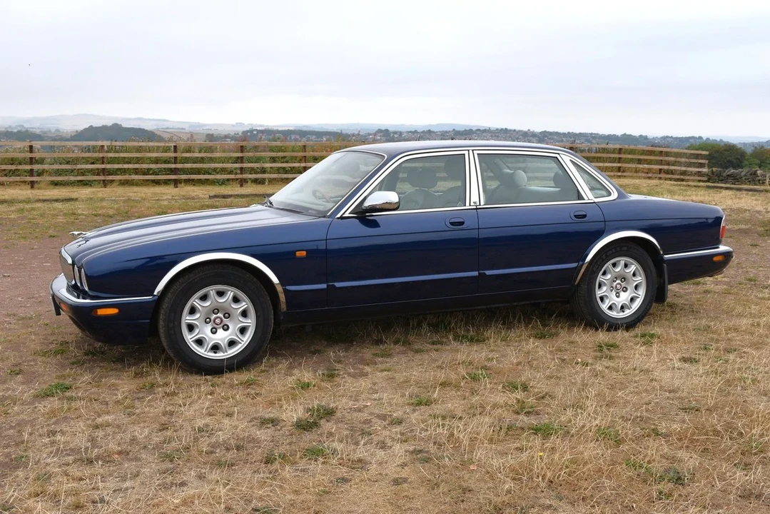 2002 Jaguar X308 XJ - Image 24 of 31