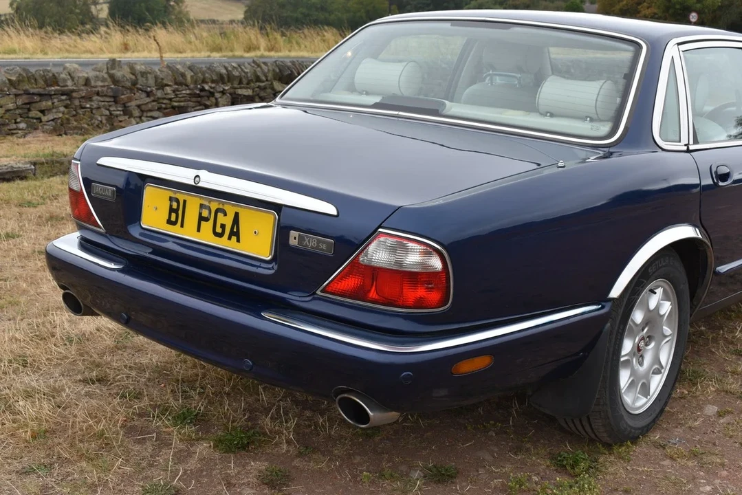 2002 Jaguar X308 XJ - Image 7 of 31