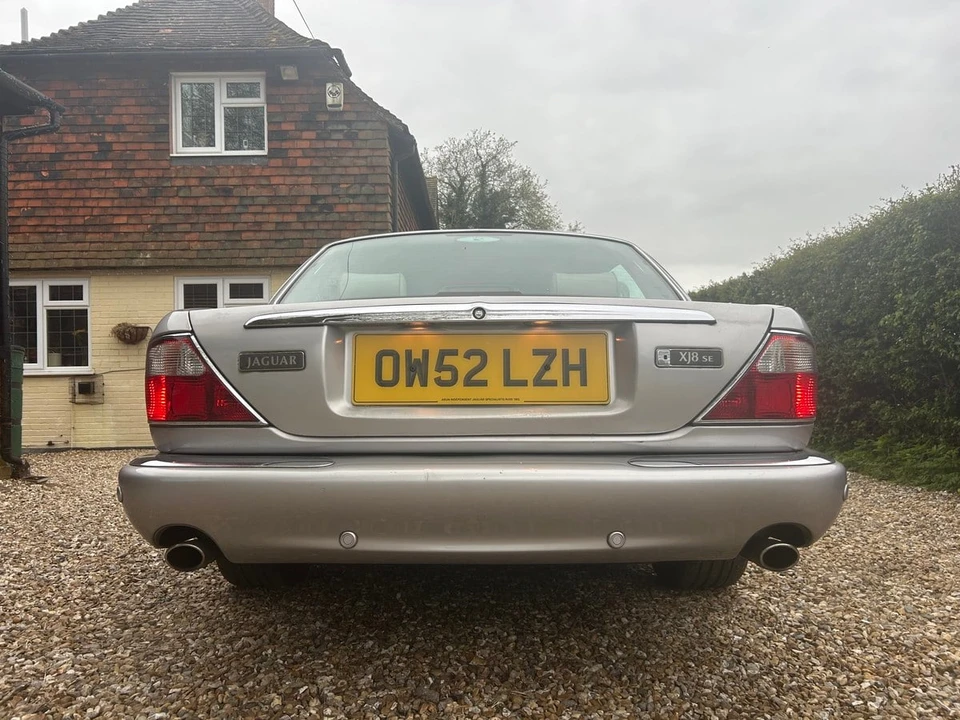 2002 Jaguar X308 XJ - Image 11 of 31