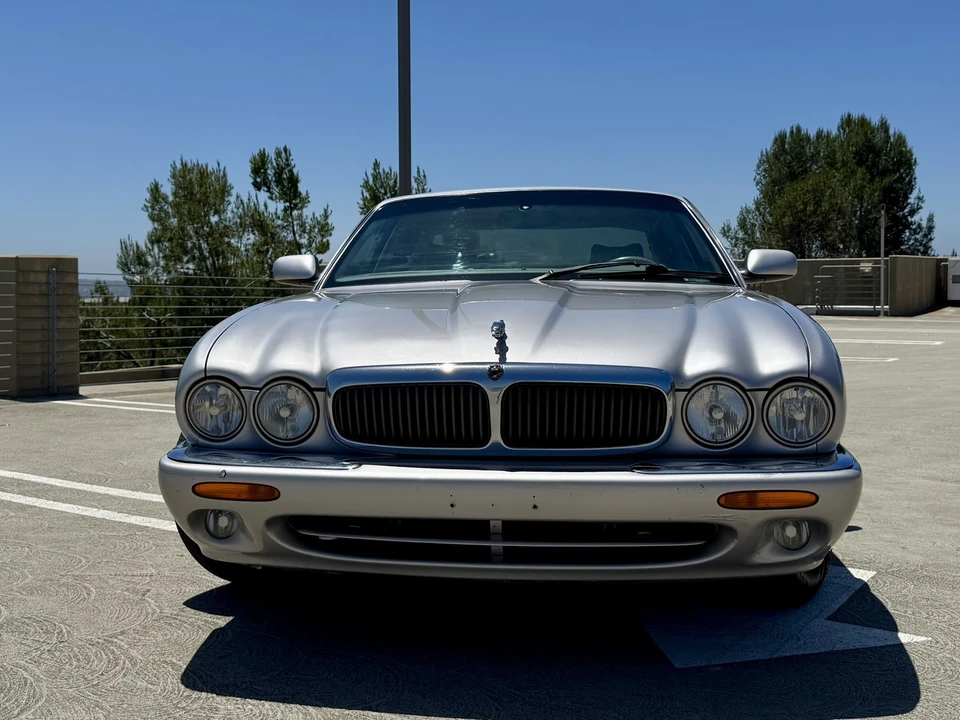 2002 Jaguar X308 XJ - Image 3 of 20