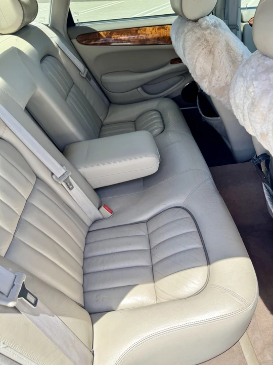 2002 Jaguar X308 XJ - Image 14 of 20