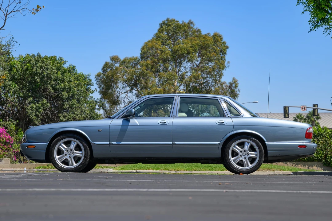 2002 Jaguar X308 XJ - Image 6 of 31