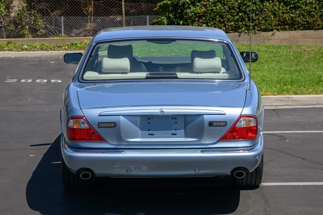 2002 Jaguar X308 XJ - Image 24 of 31