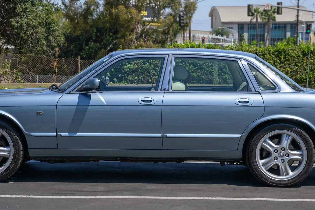 2002 Jaguar X308 XJ - Image 26 of 31