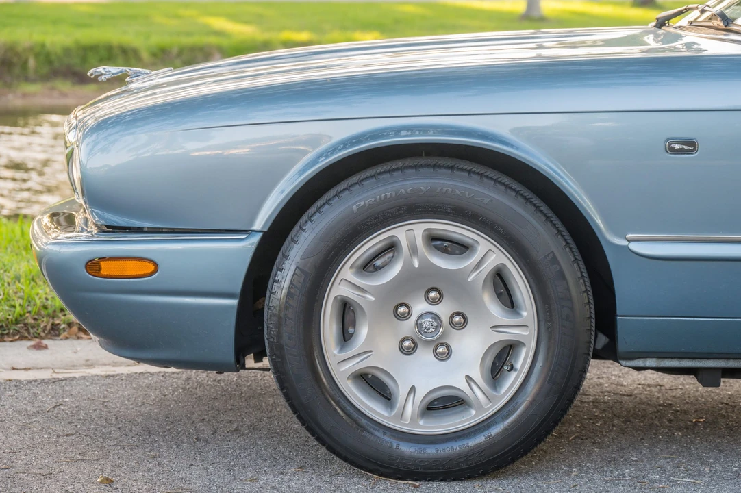 2002 Jaguar X308 XJ - Image 19 of 31