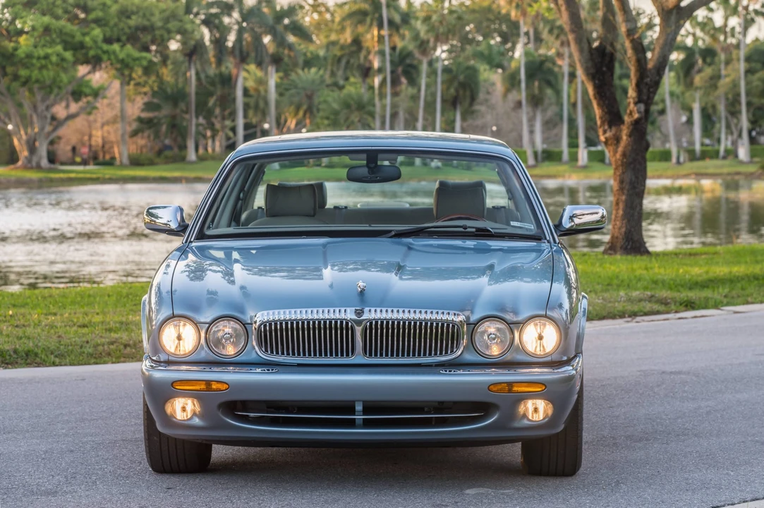 2002 Jaguar X308 XJ - Image 5 of 31