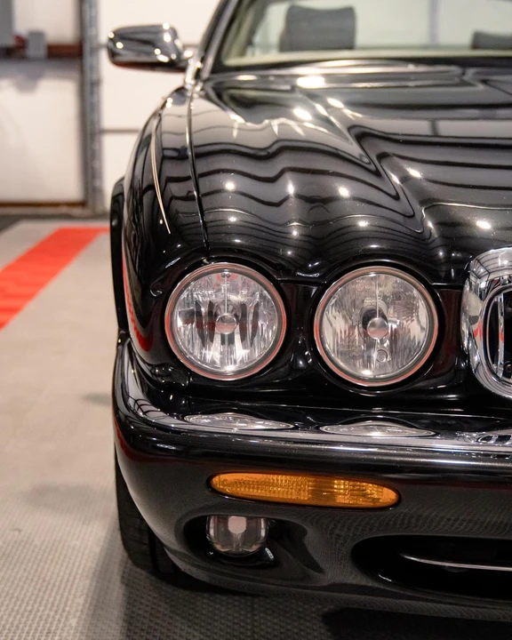 2002 Jaguar X308 XJ - Image 12 of 31