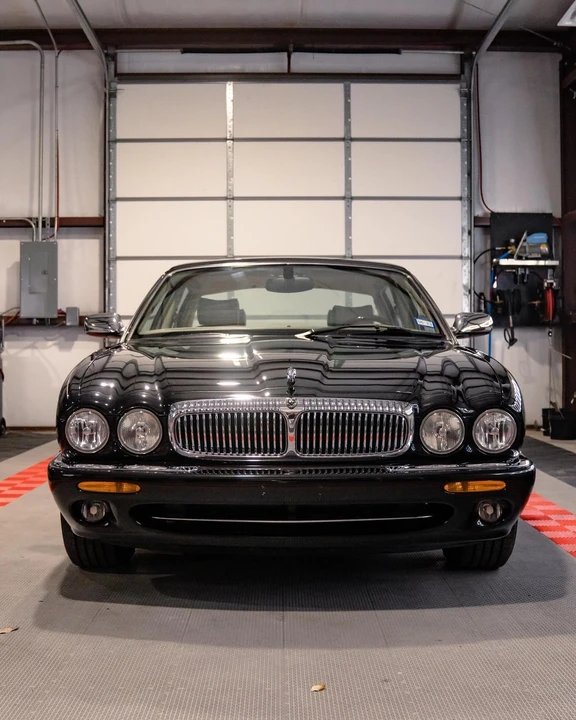 2002 Jaguar X308 XJ - Image 8 of 31