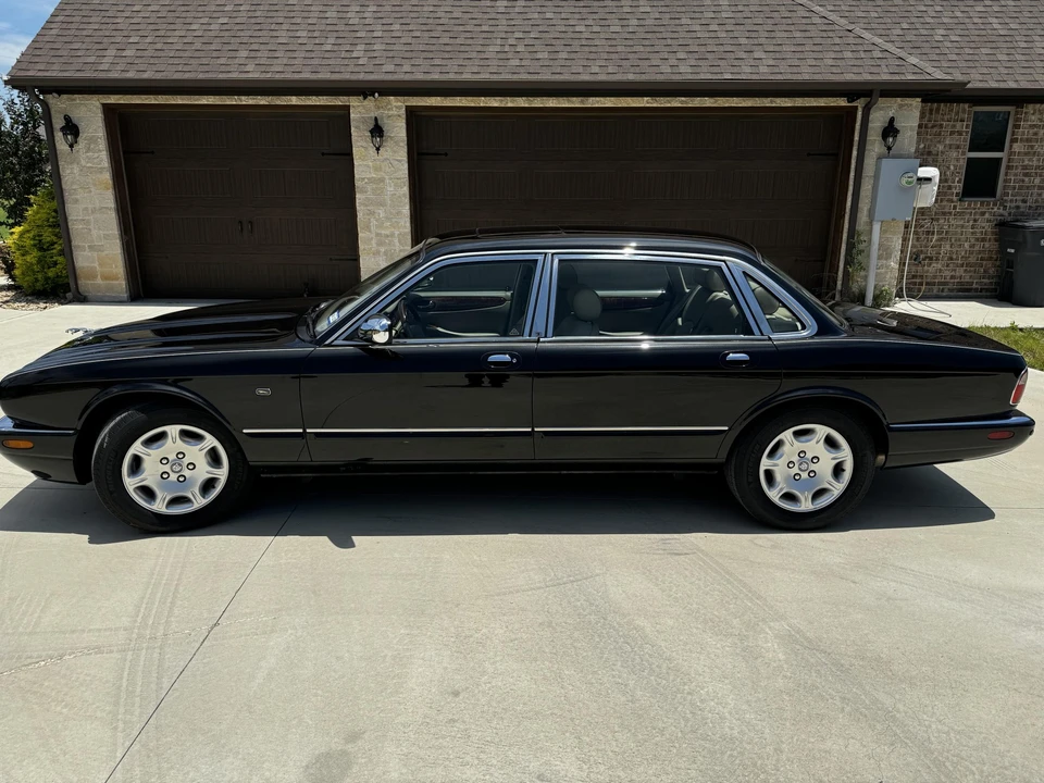2002 Jaguar X308 XJ - Image 6 of 31