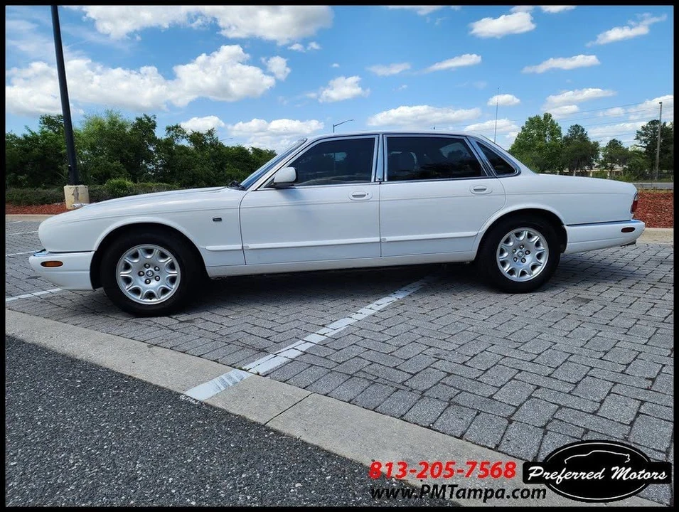 2002 Jaguar X308 XJ - Image 2 of 18