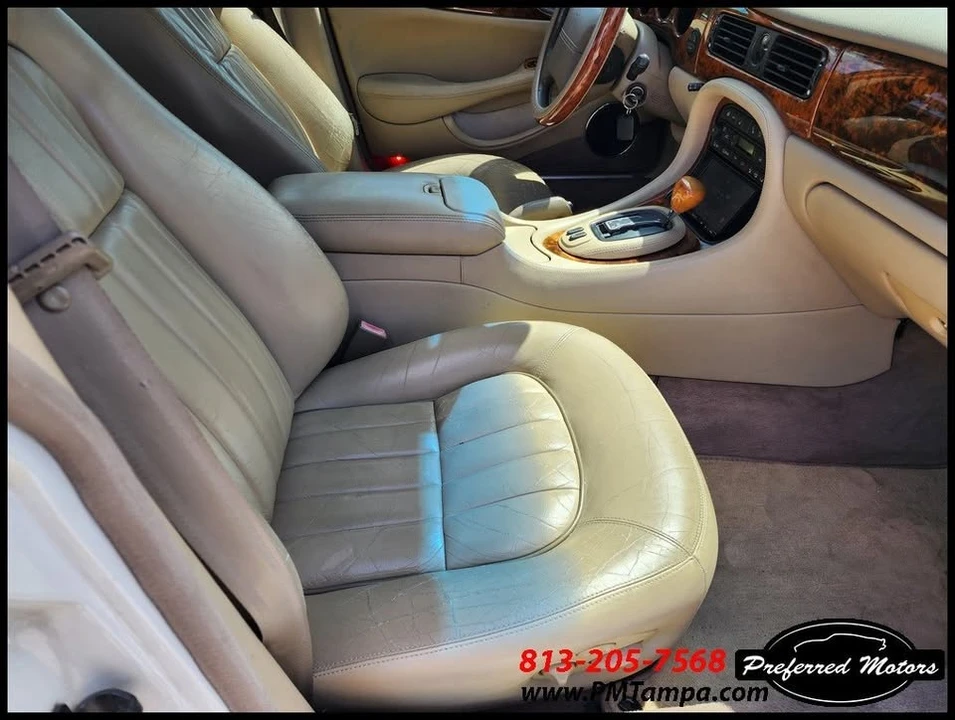 2002 Jaguar X308 XJ - Image 12 of 18