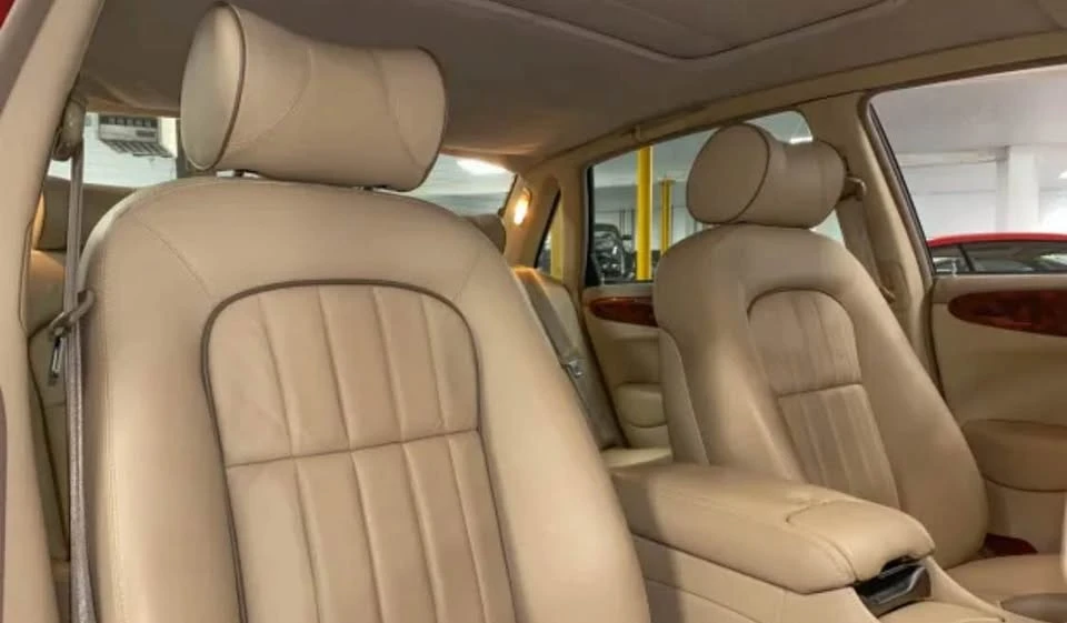 2002 Jaguar X308 XJ - Image 3 of 8