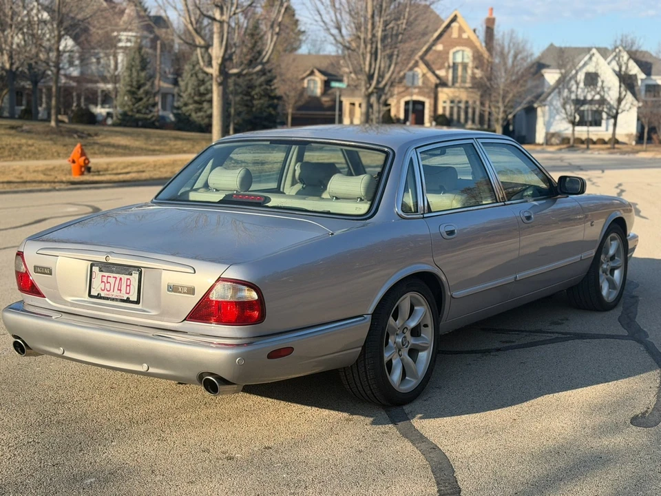 2002 Jaguar X308 XJR - Image 5 of 12