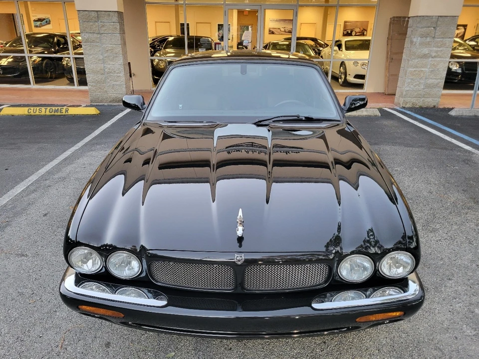 2002 Jaguar X308 XJR - Image 15 of 21