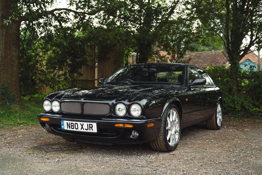 2002 Jaguar X308 XJR - Image 3 of 31