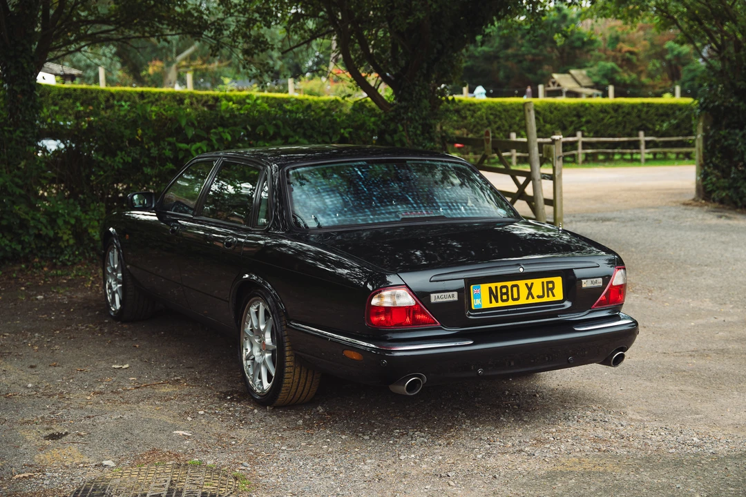 2002 Jaguar X308 XJR - Image 4 of 31
