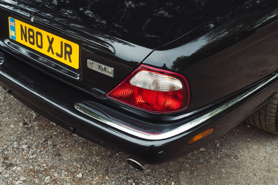 2002 Jaguar X308 XJR - Image 21 of 31