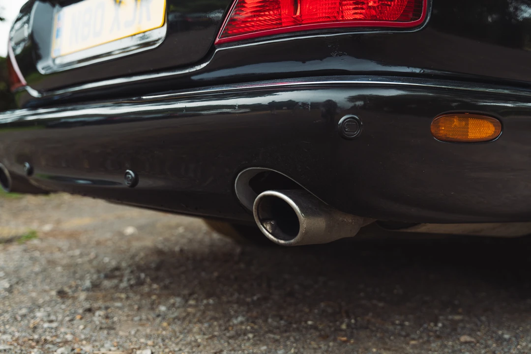 2002 Jaguar X308 XJR - Image 23 of 31
