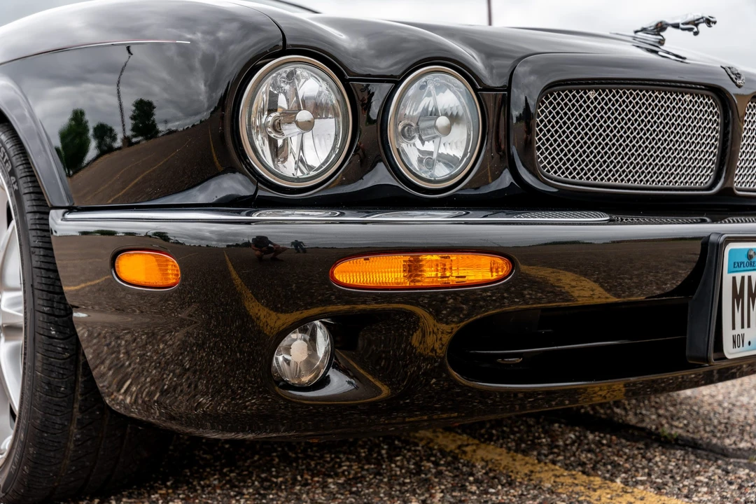 2002 Jaguar X308 XJR - Image 10 of 31