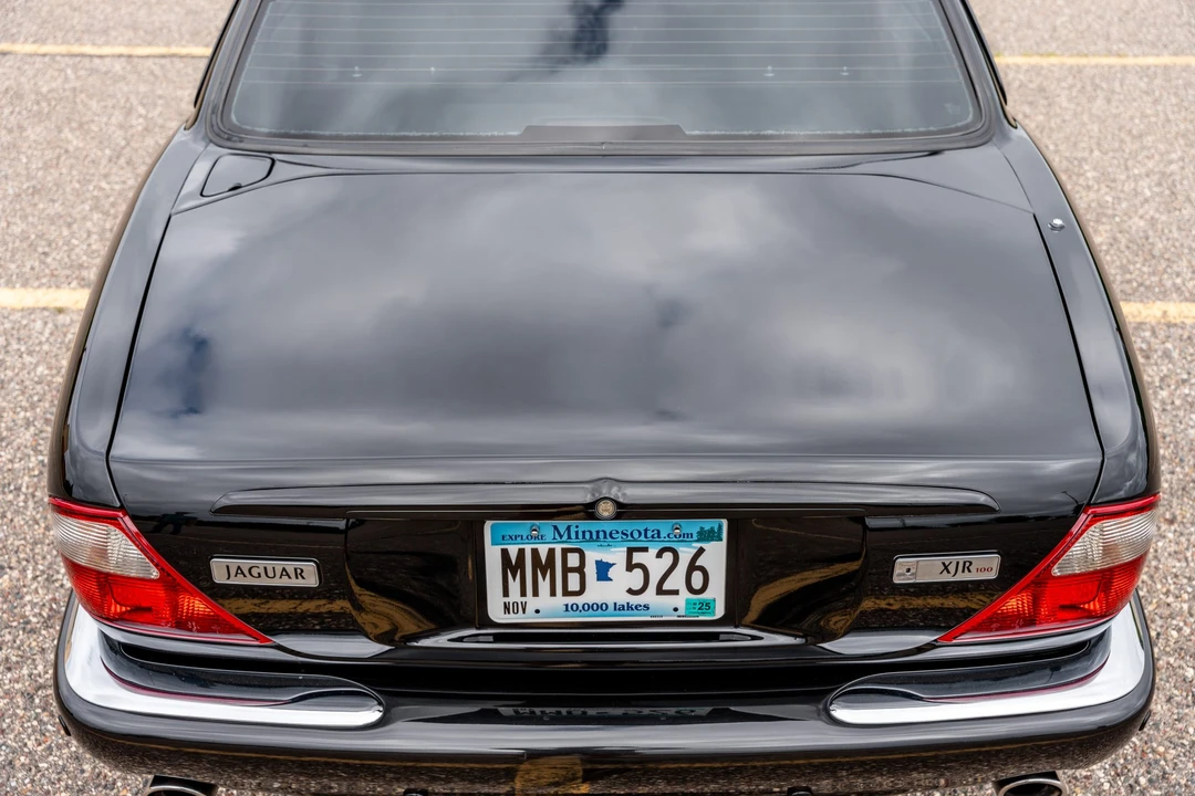 2002 Jaguar X308 XJR - Image 31 of 31