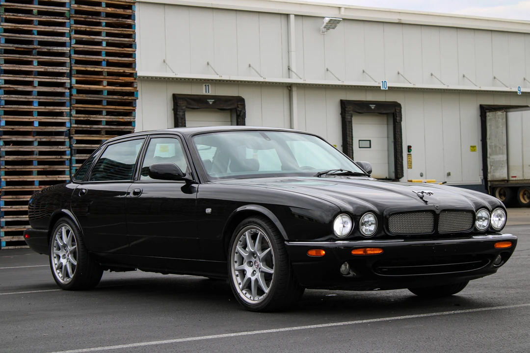 2002 Jaguar X308 XJR - Image 6 of 31