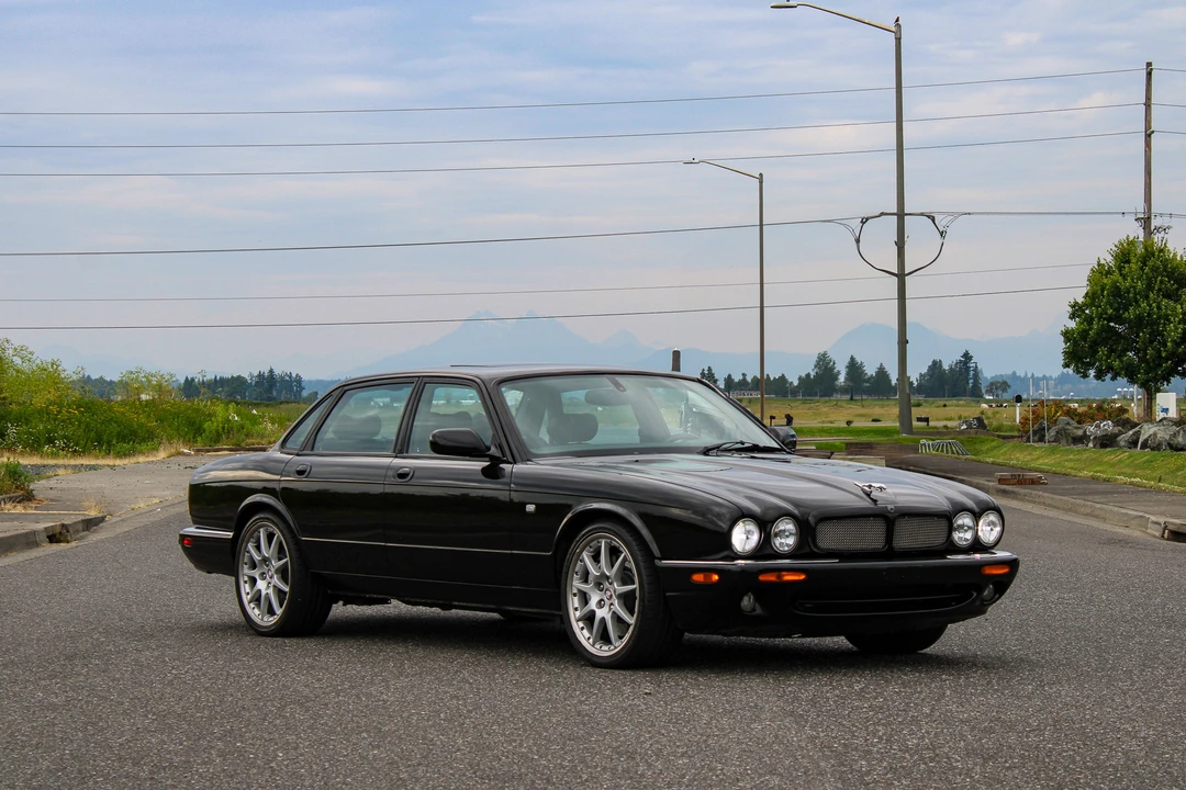 2002 Jaguar X308 XJR - Image 31 of 31