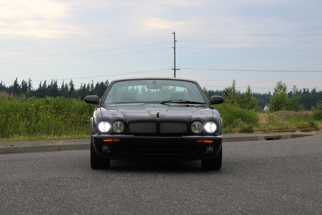 2002 Jaguar X308 XJR - Image 27 of 31