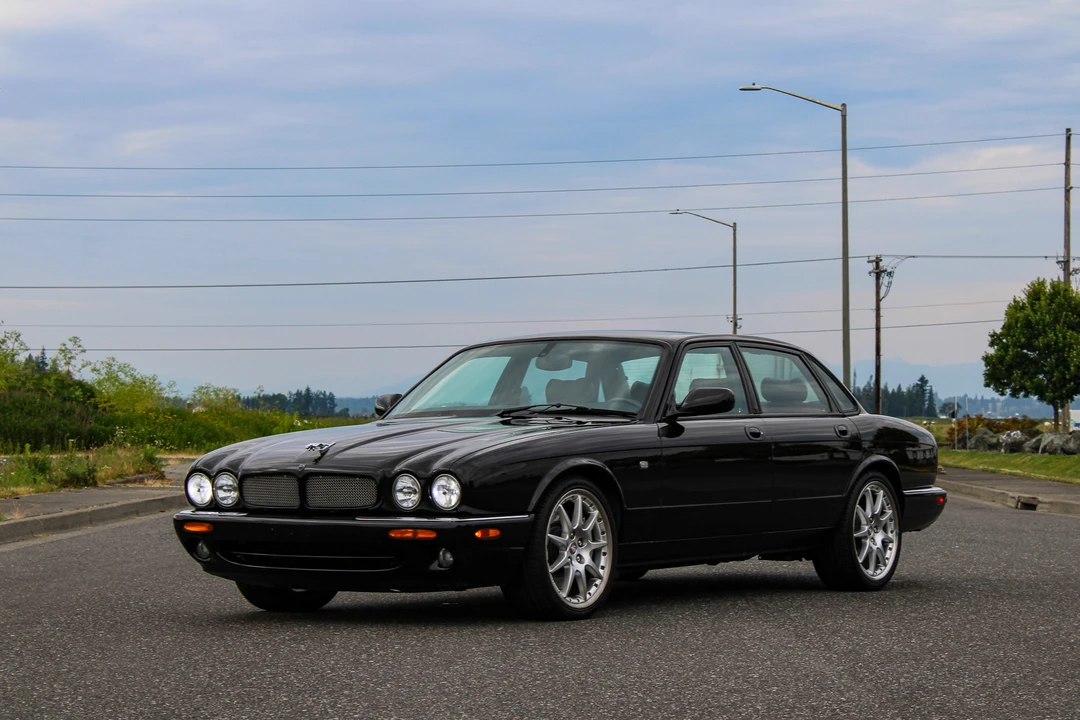 2002 Jaguar X308 XJR - Image 22 of 31