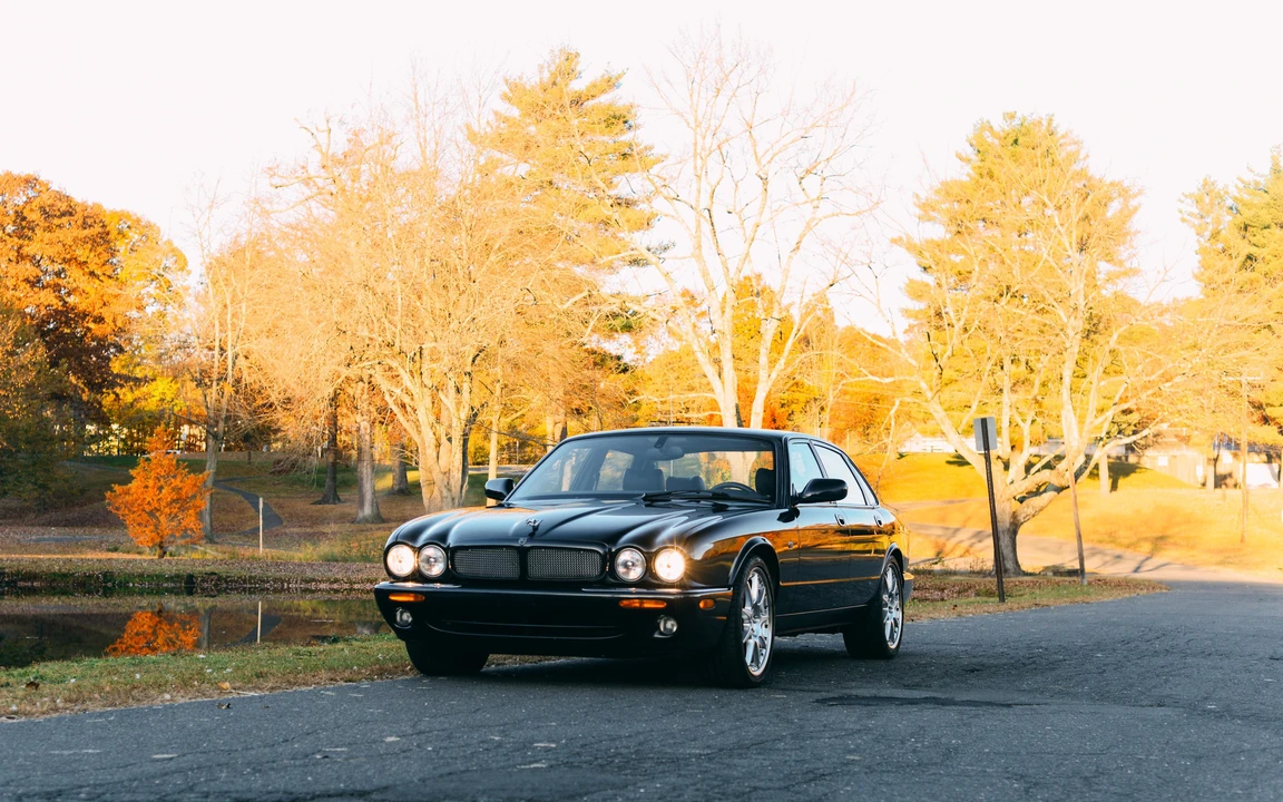 2002 Jaguar X308 XJR - Image 7 of 31