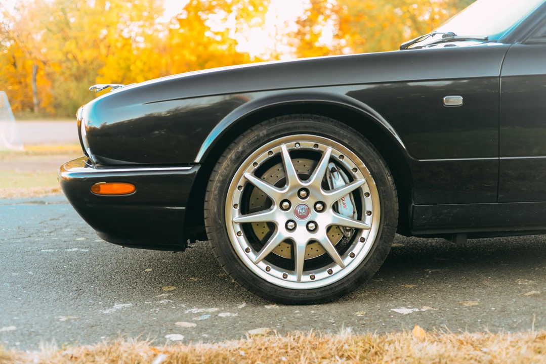 2002 Jaguar X308 XJR - Image 21 of 31