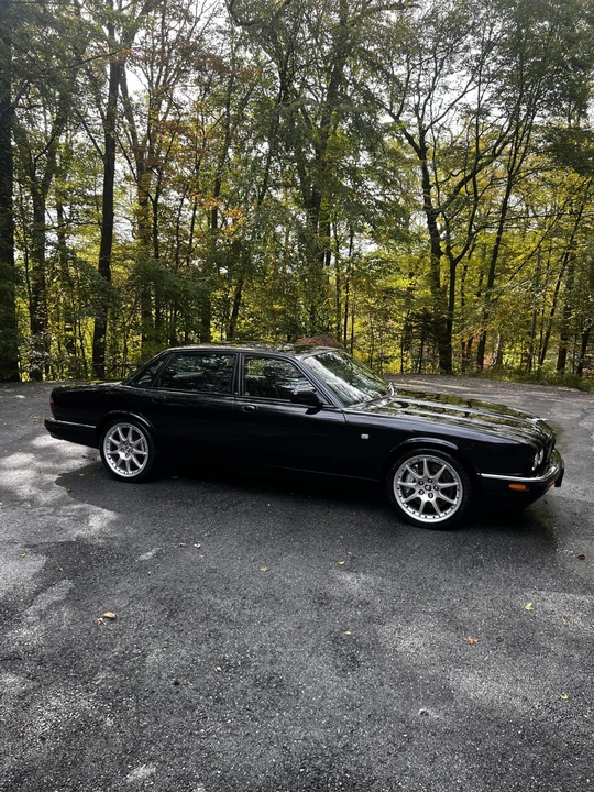 2002 Jaguar X308 XJR - Image 21 of 31