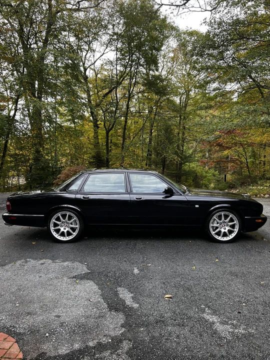 2002 Jaguar X308 XJR - Image 24 of 31