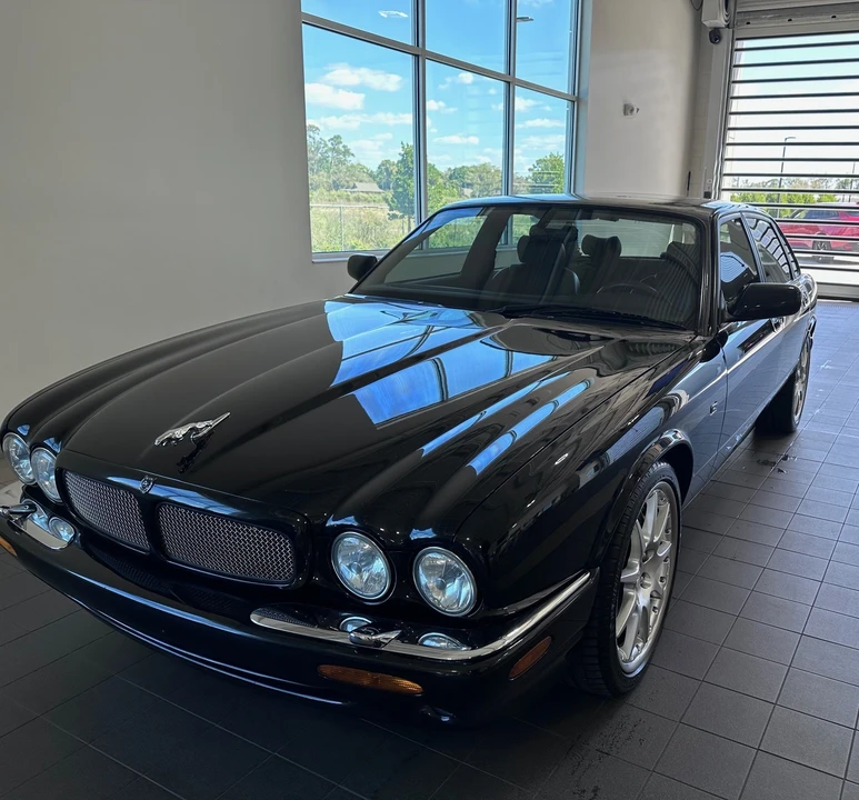 2002 Jaguar X308 XJR - Image 10 of 31