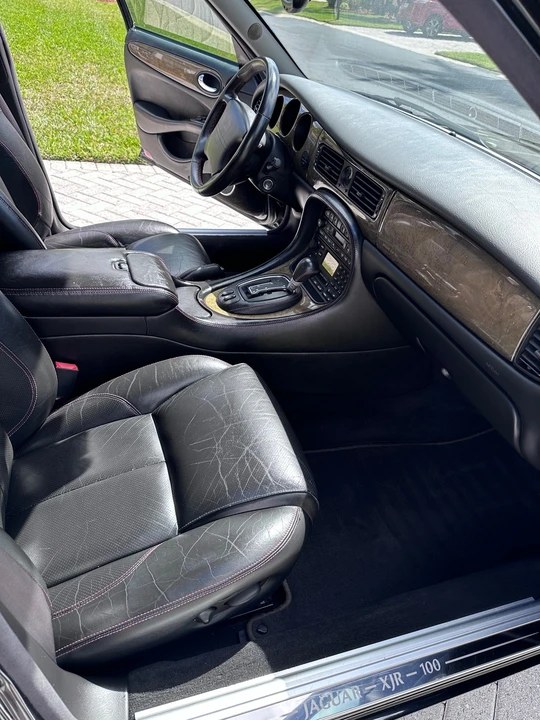 2002 Jaguar X308 XJR - Image 29 of 31