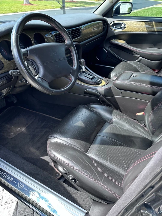 2002 Jaguar X308 XJR - Image 25 of 31