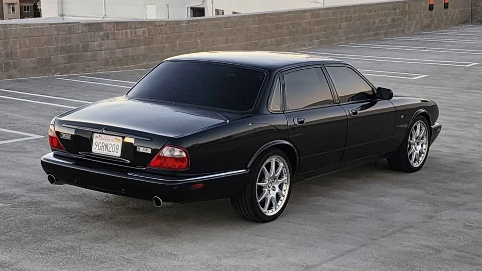 2002 Jaguar X308 XJR - Image 6 of 13