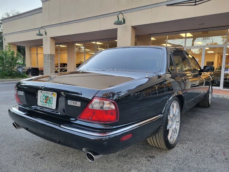 2002 Jaguar X308 XJR - Image 4 of 12