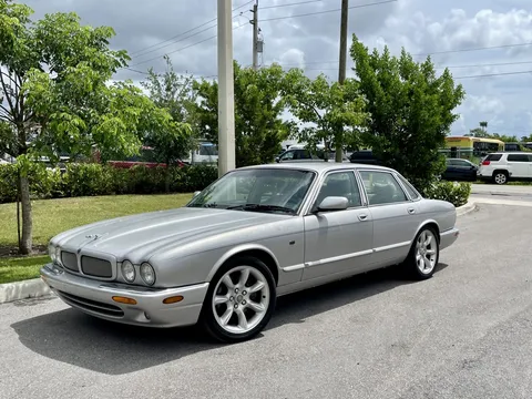 2002 Jaguar XJR X308