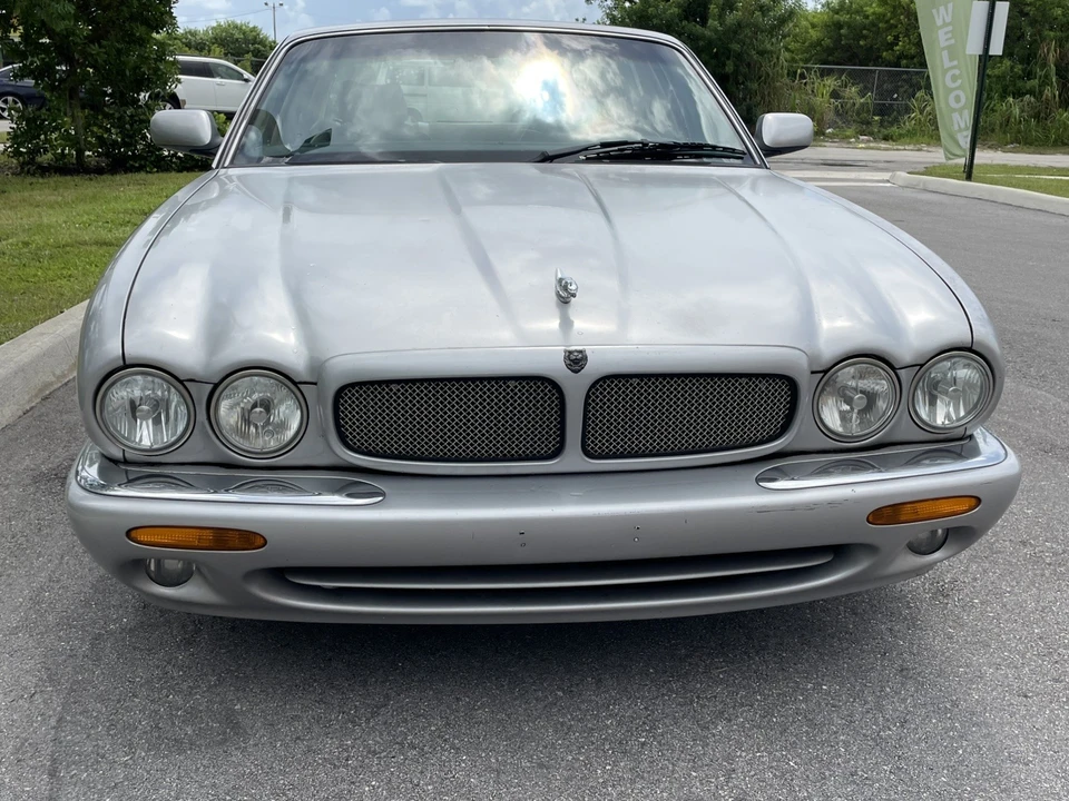 2002 Jaguar X308 XJR - Image 6 of 31